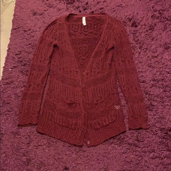 Aeropostale Sweaters - Maroon Aéropostale button down knit sweater